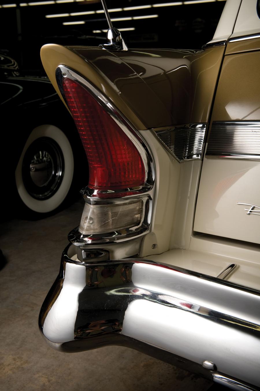  Packard Clipper Country Sedan 1957 года  (фото 2 из 37)
